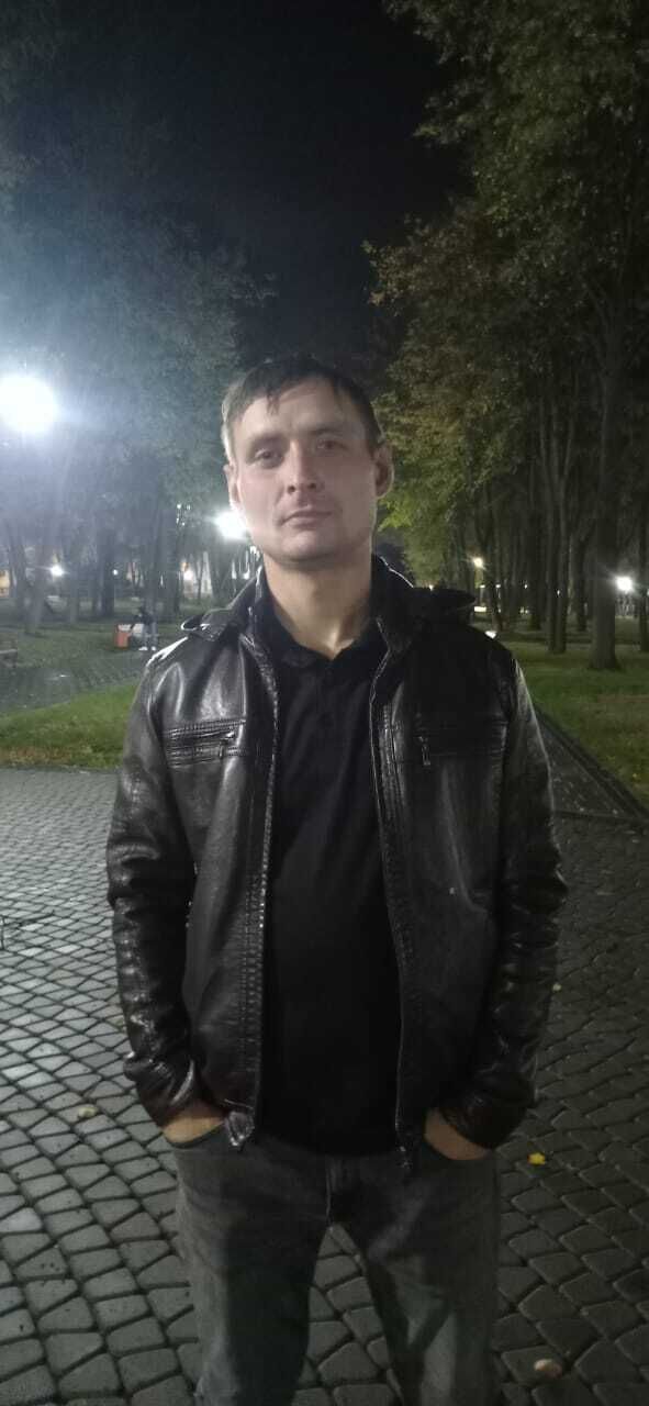  46614494  , 32 ,    