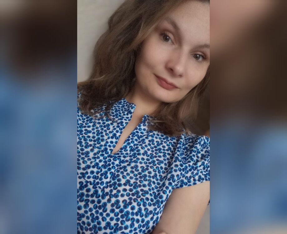  48366624  Nina, 28 ,    