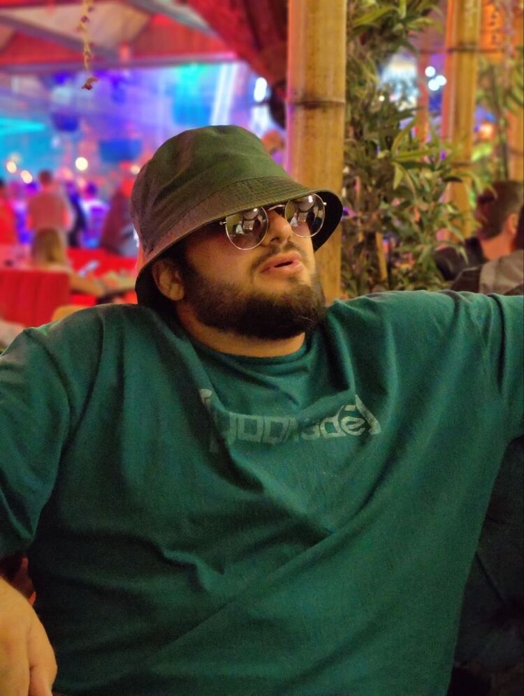  -,   Boris, 28 ,   ,   