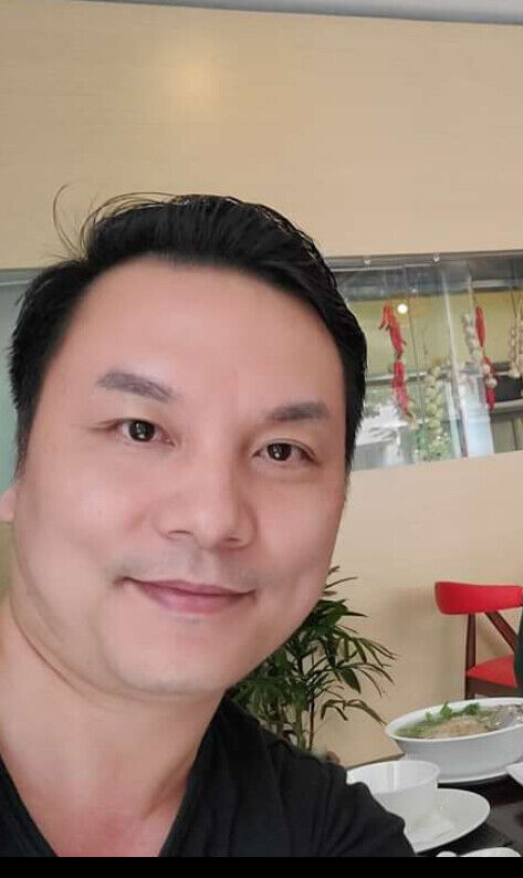  Bolintin Vale,   Mann, 51 ,   ,   , c 