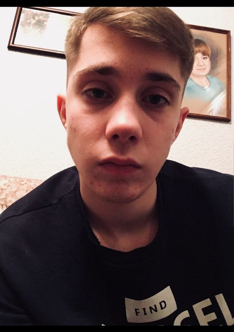  15136914  Michel, 28 ,    