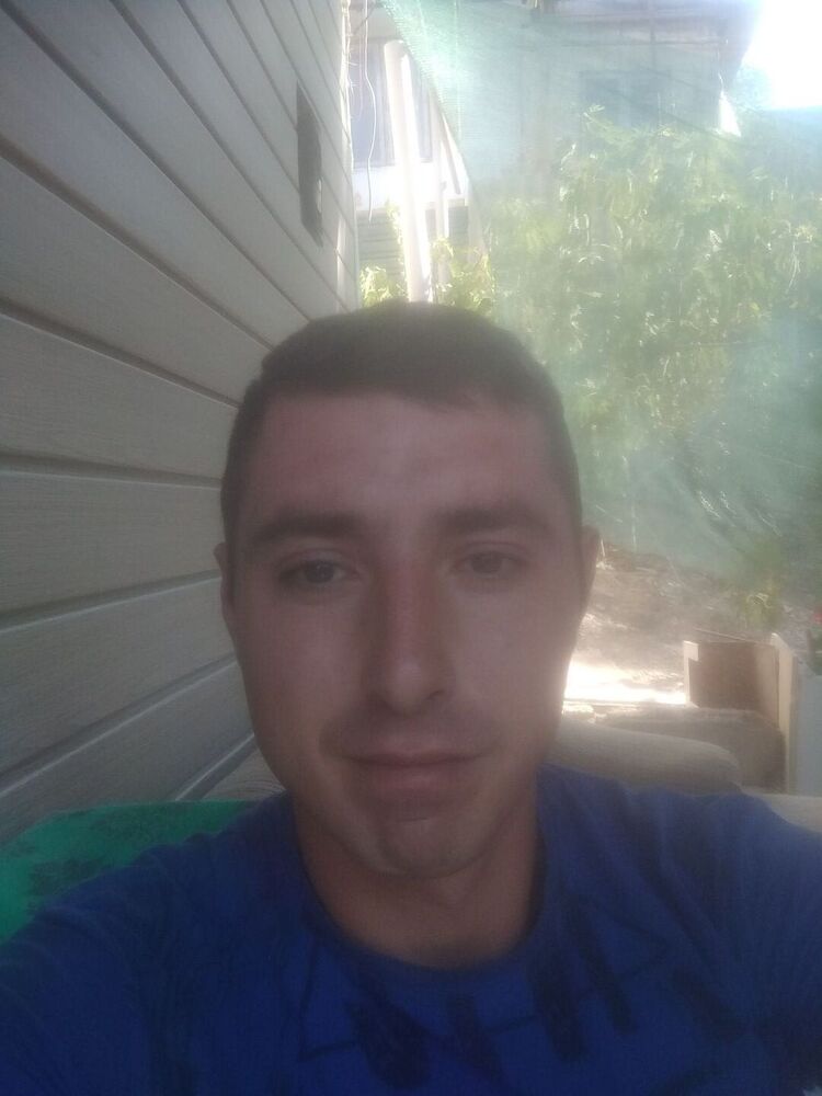  22651914  , 38 ,    