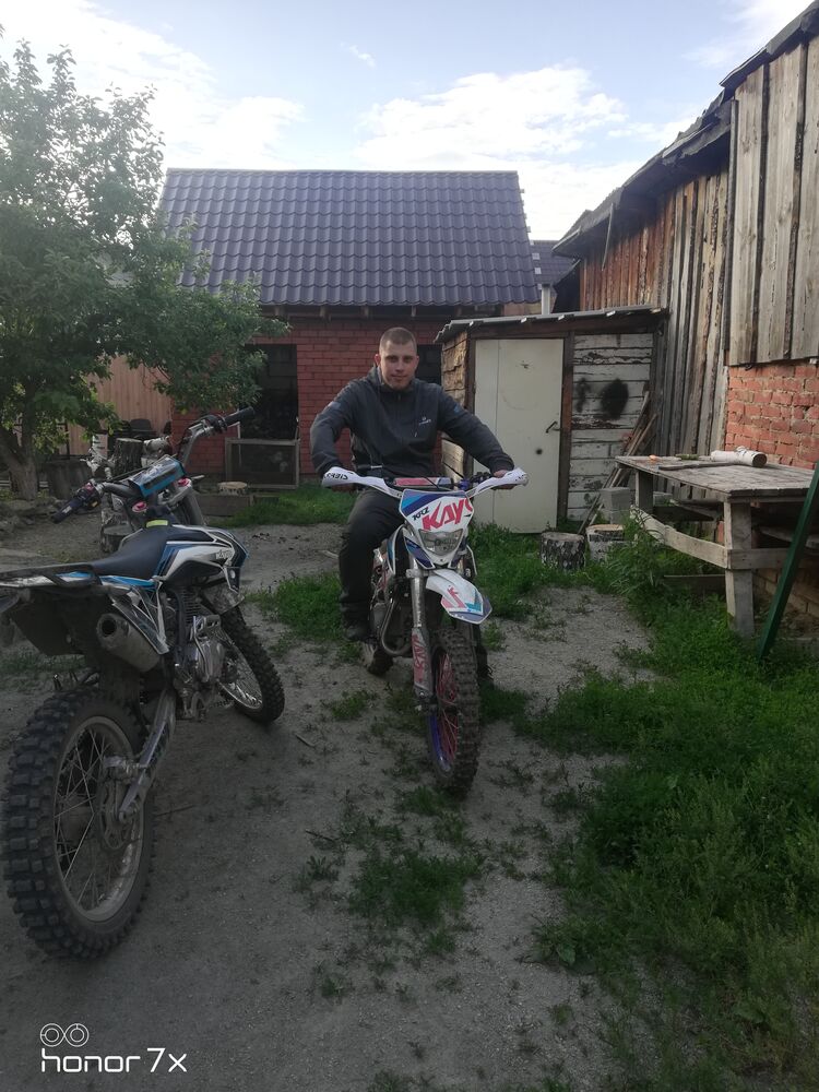  28081604  , 24 ,    