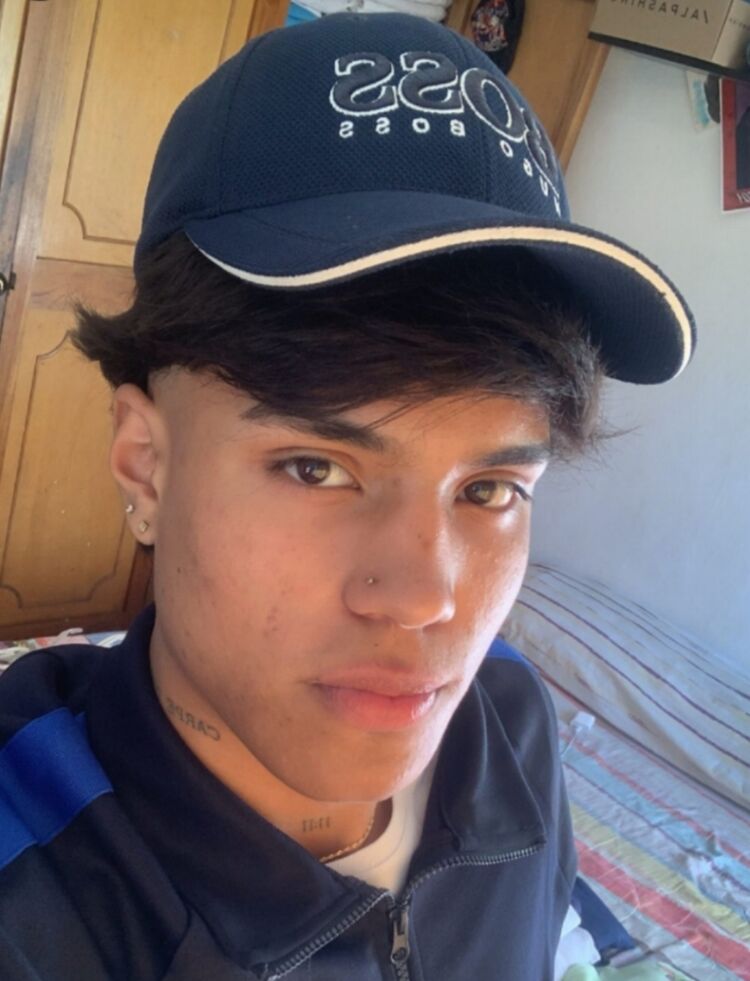  ,   Sebastian, 23 ,   ,   
