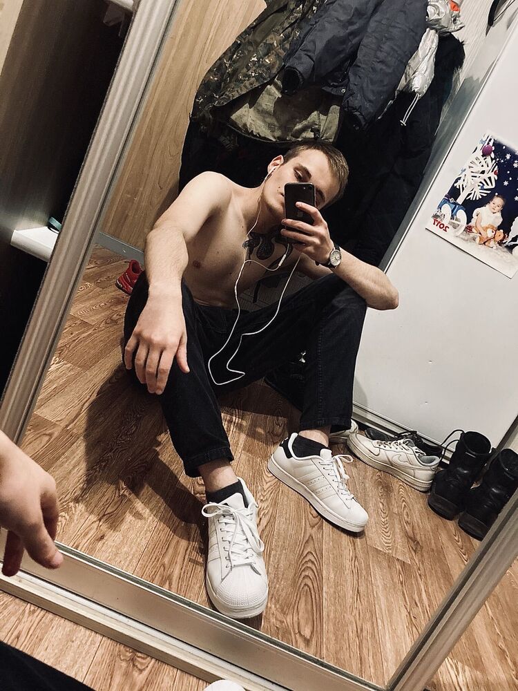  32267404  , 23 ,    