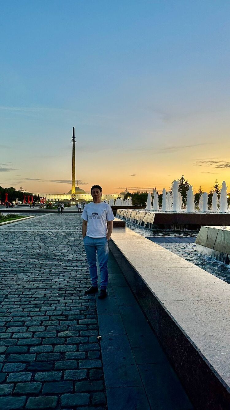  ,   Tekin, 48 ,   ,   , c 