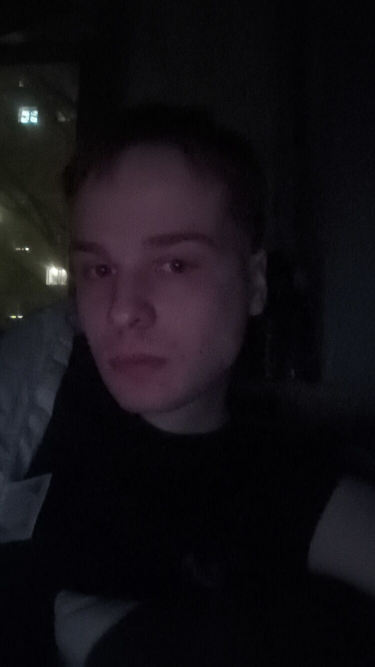  50501724  Zombi, 21 ,    