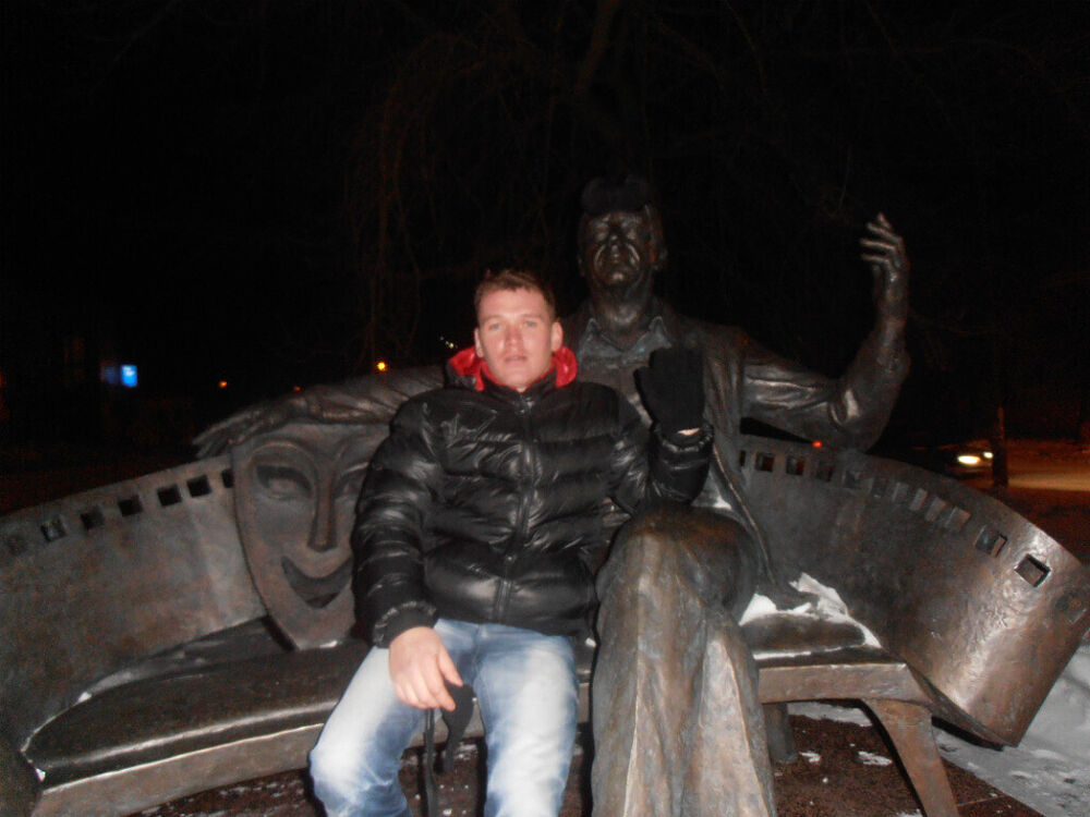  22519074  German, 38 ,    
