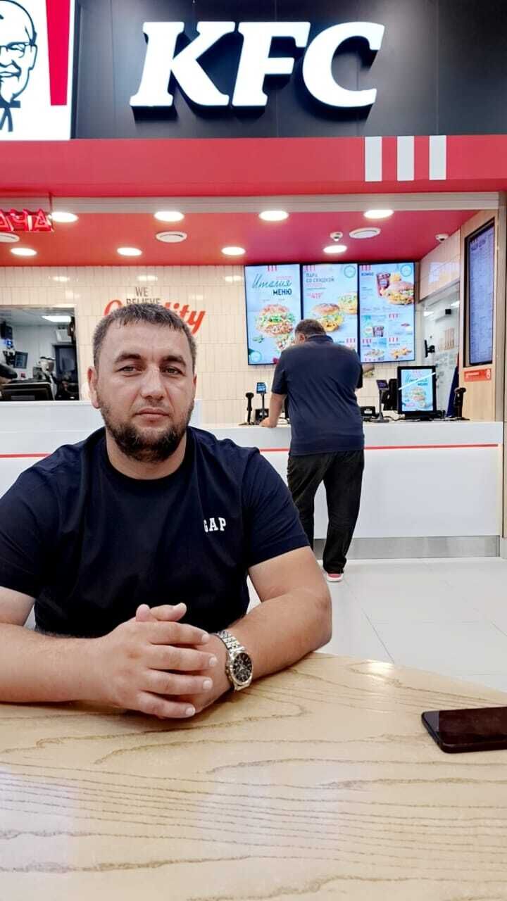  46493854  , 35 ,    