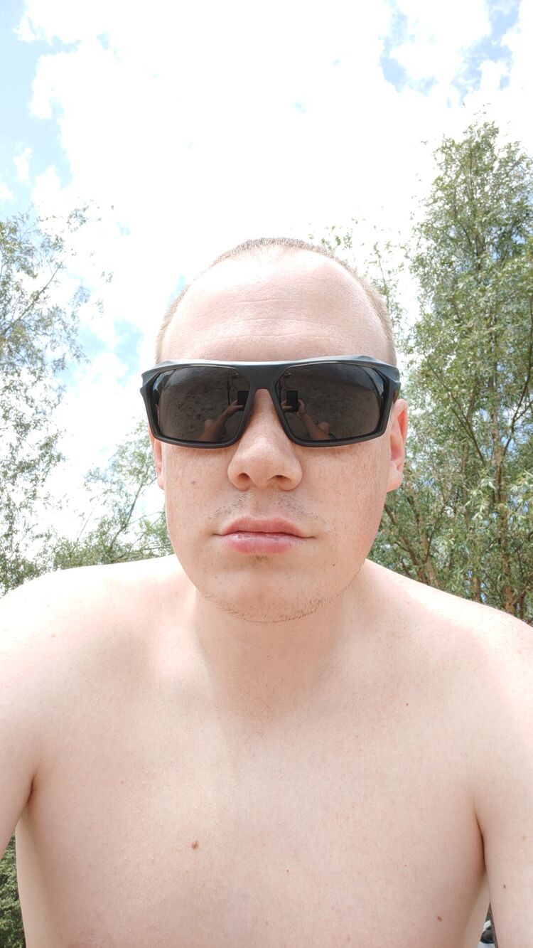  39800054  Vlad, 29 ,    