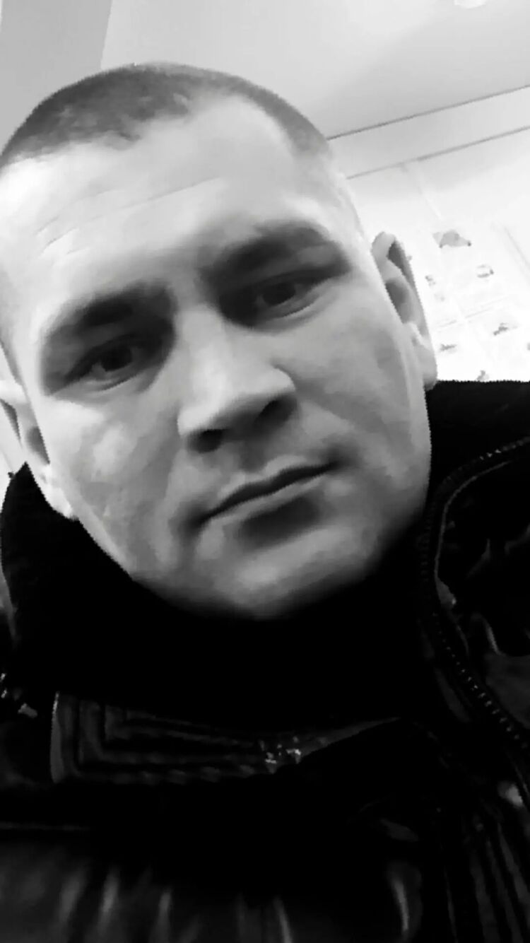  52413034  Grigory, 34 ,    