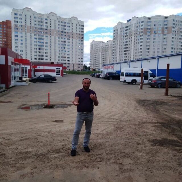  53893894  Muxtor, 37 ,    