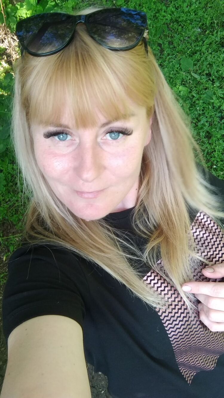  40844894  Natali, 46 ,    
