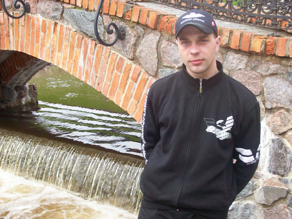  29065494  Piotr, 45 ,    