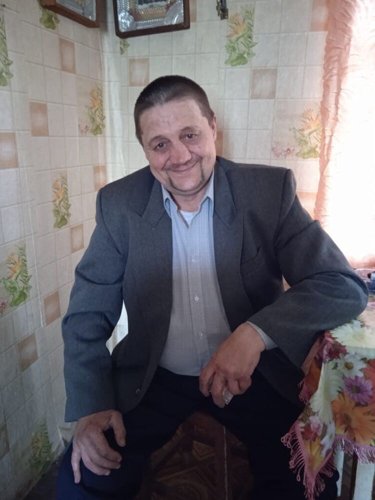  31157954  Petr, 57 ,    