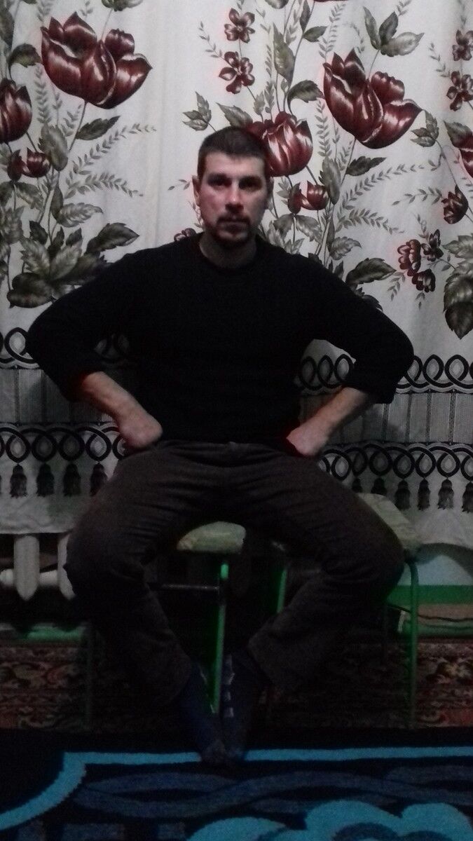  10825584  SLAVA, 39 ,    