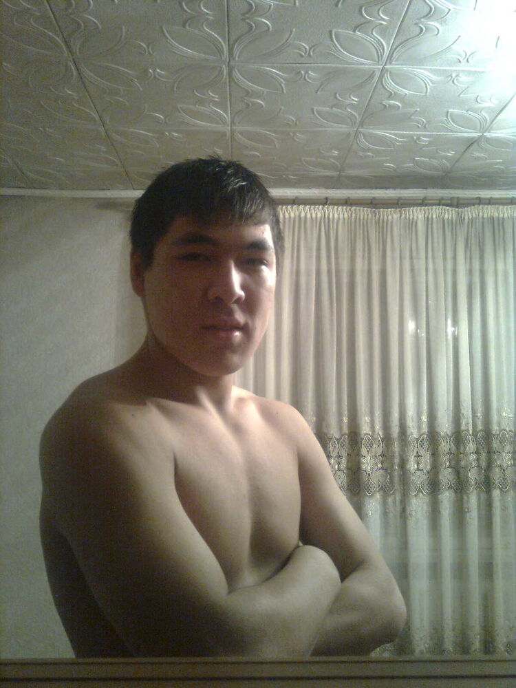  4037984  Erlan, 35 ,    