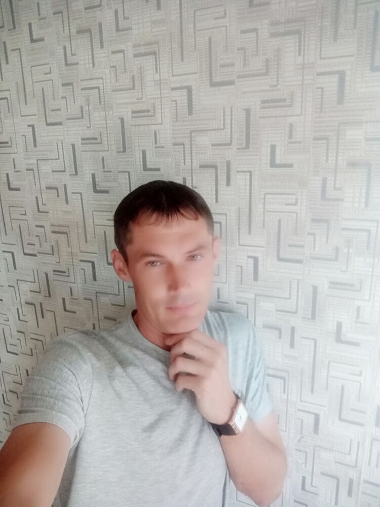  ,   Denis, 40 ,     , c 