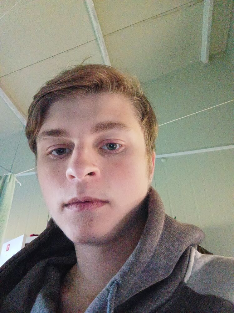  33382944  Vlasyuk, 22 ,    