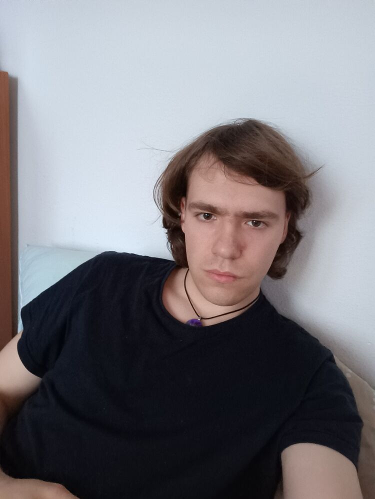  46588784  , 25 ,    