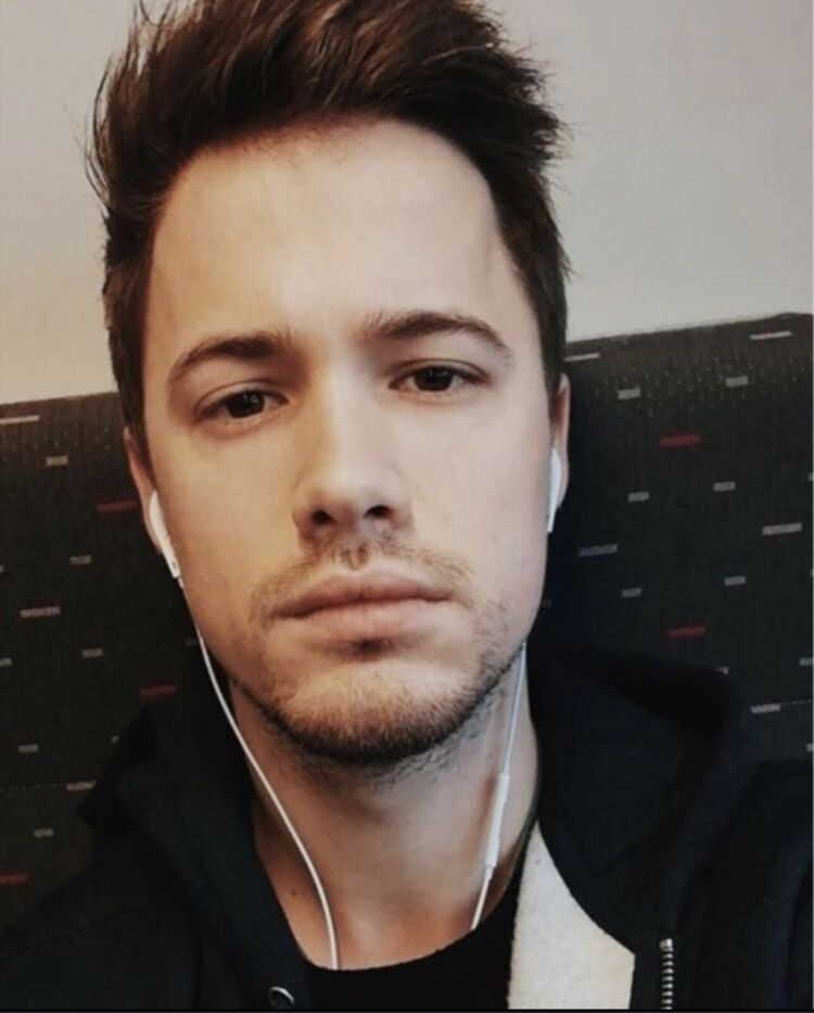 ���������� �����������, ���� ������� And, 34 ����, ������������ ��� ������, ����� � ���������, ���������