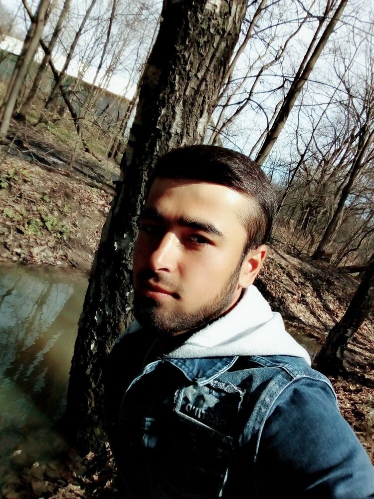  ,   Komron, 27 ,   ,   , c 