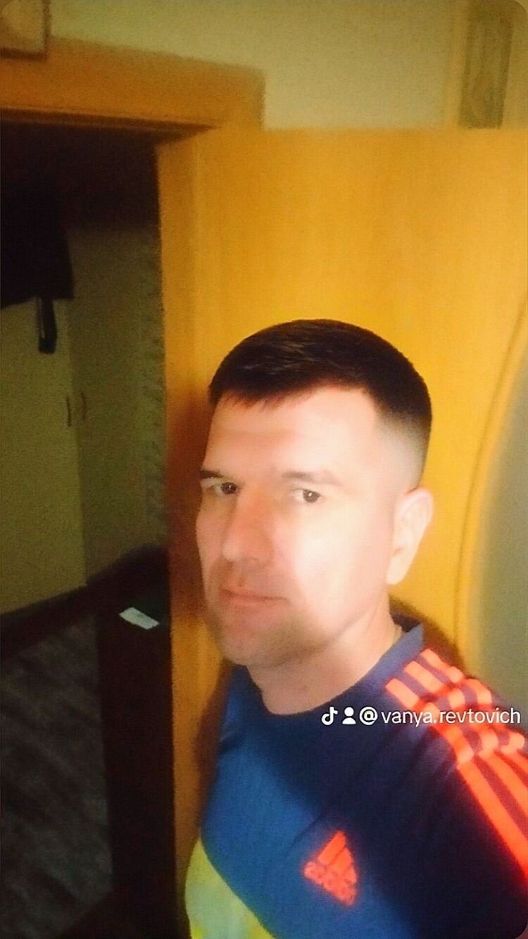  42793274  , 38 ,    