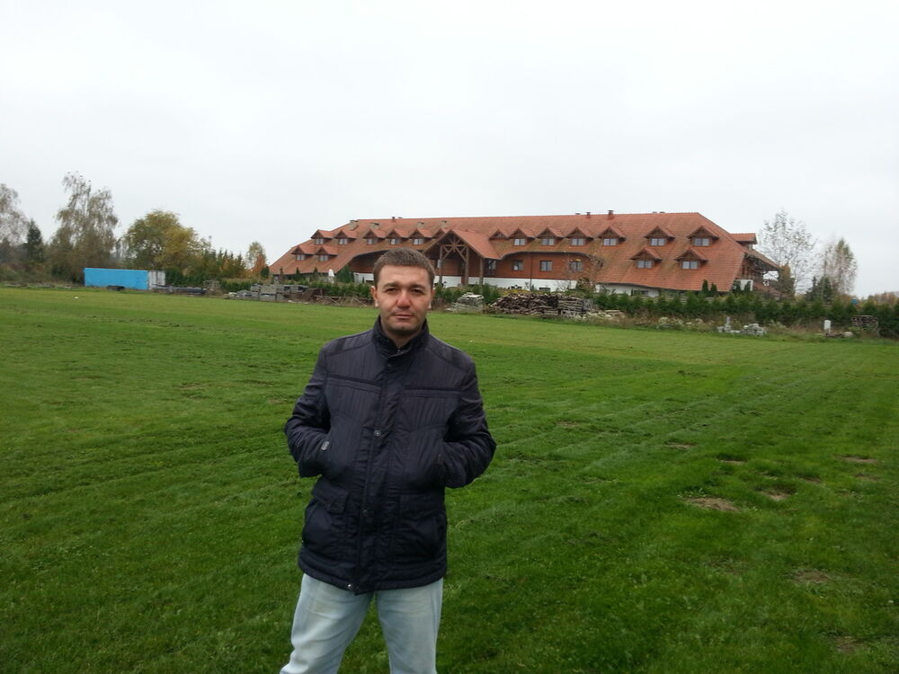  Essen,   Virab, 44 ,     , c 