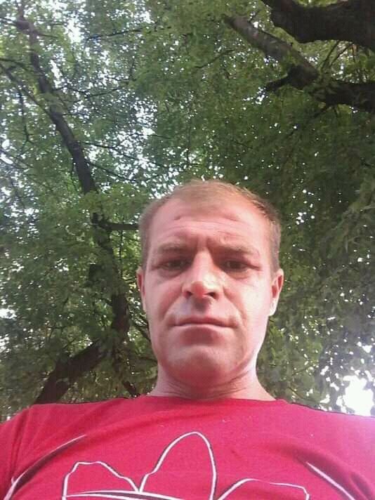  ,   Stepan, 49 ,   ,   
