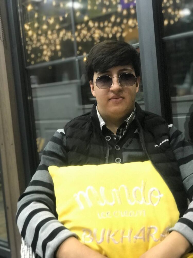  ,   Dilshod, 22 ,   ,   