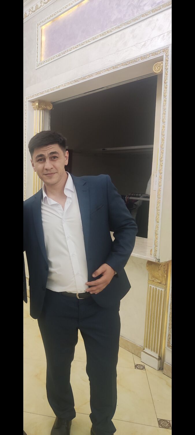  54051404  Elchin, 33 ,    