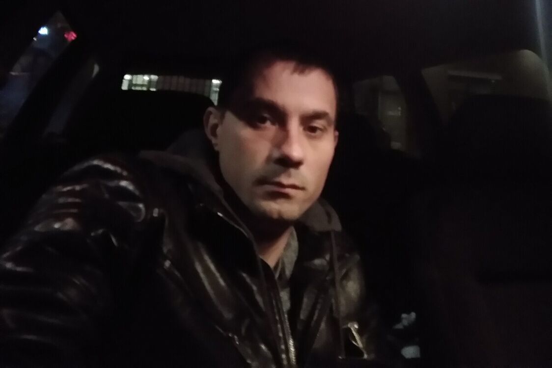  ,   Ruslan, 41 ,   ,   , c 