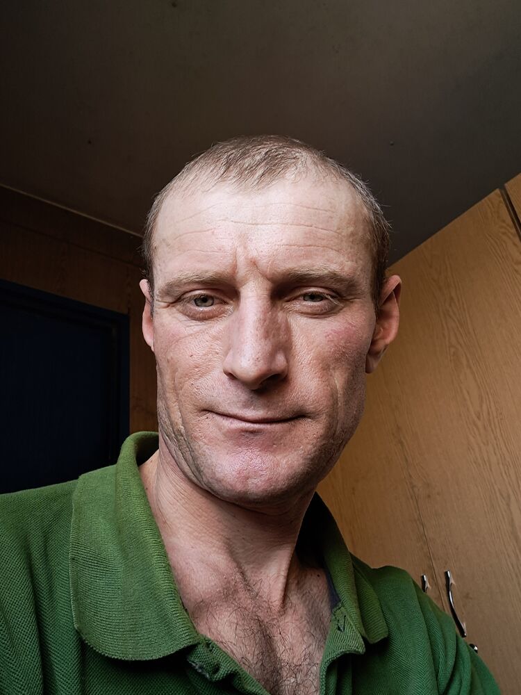  ,   Ivan, 37 ,   ,   