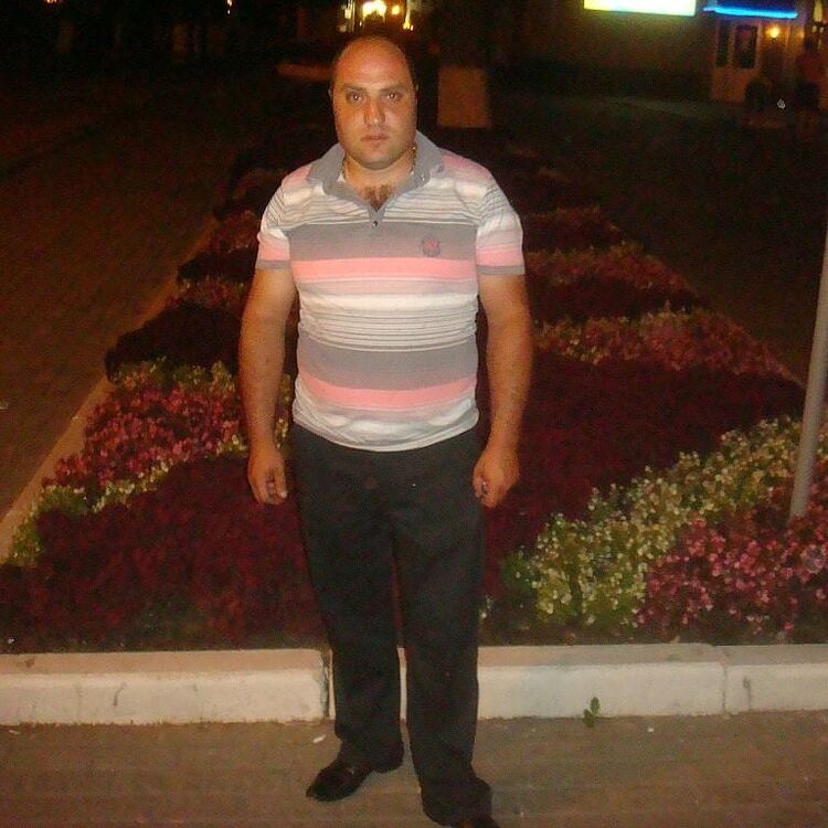  ,   Karen, 43 ,   ,   , c 