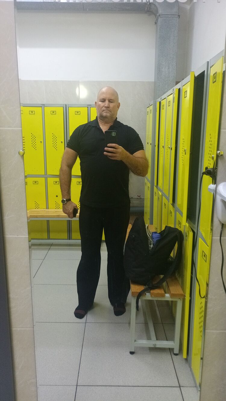  52703004  , 45 ,    