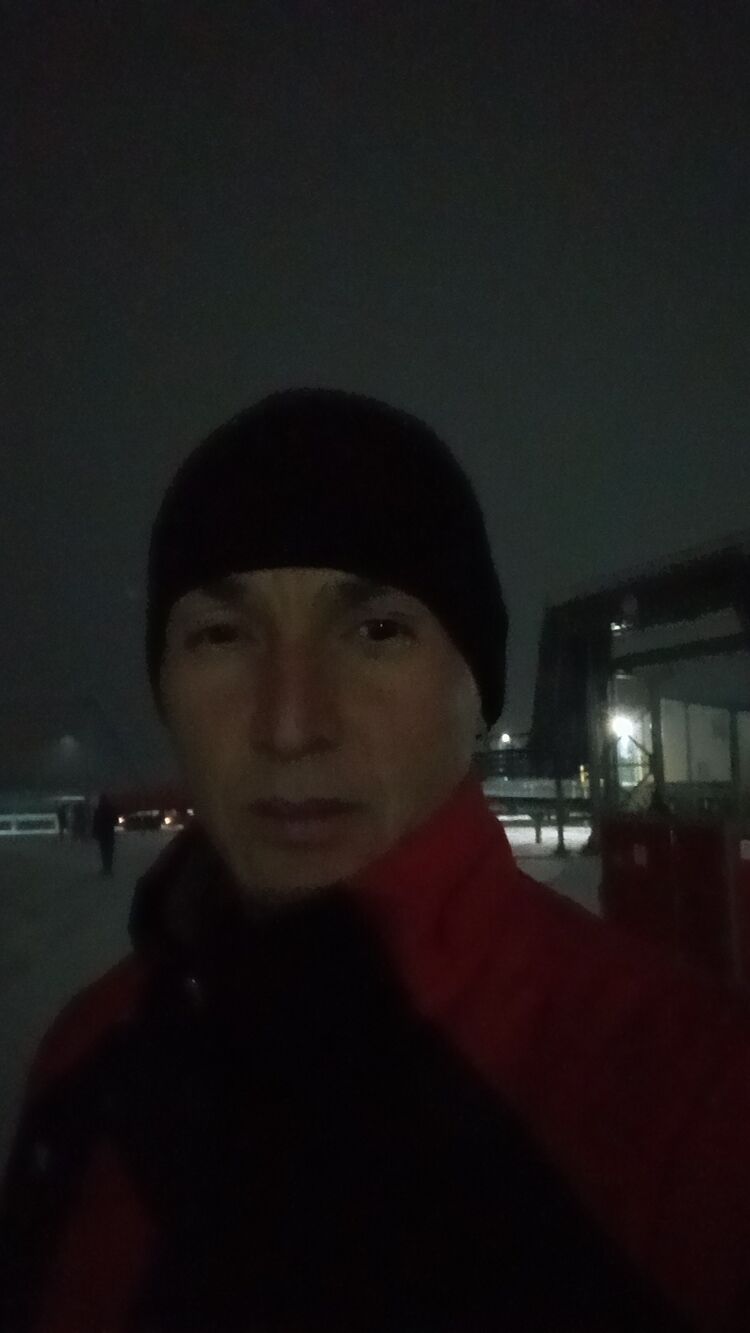  51102224  Quvondiq, 33 ,    