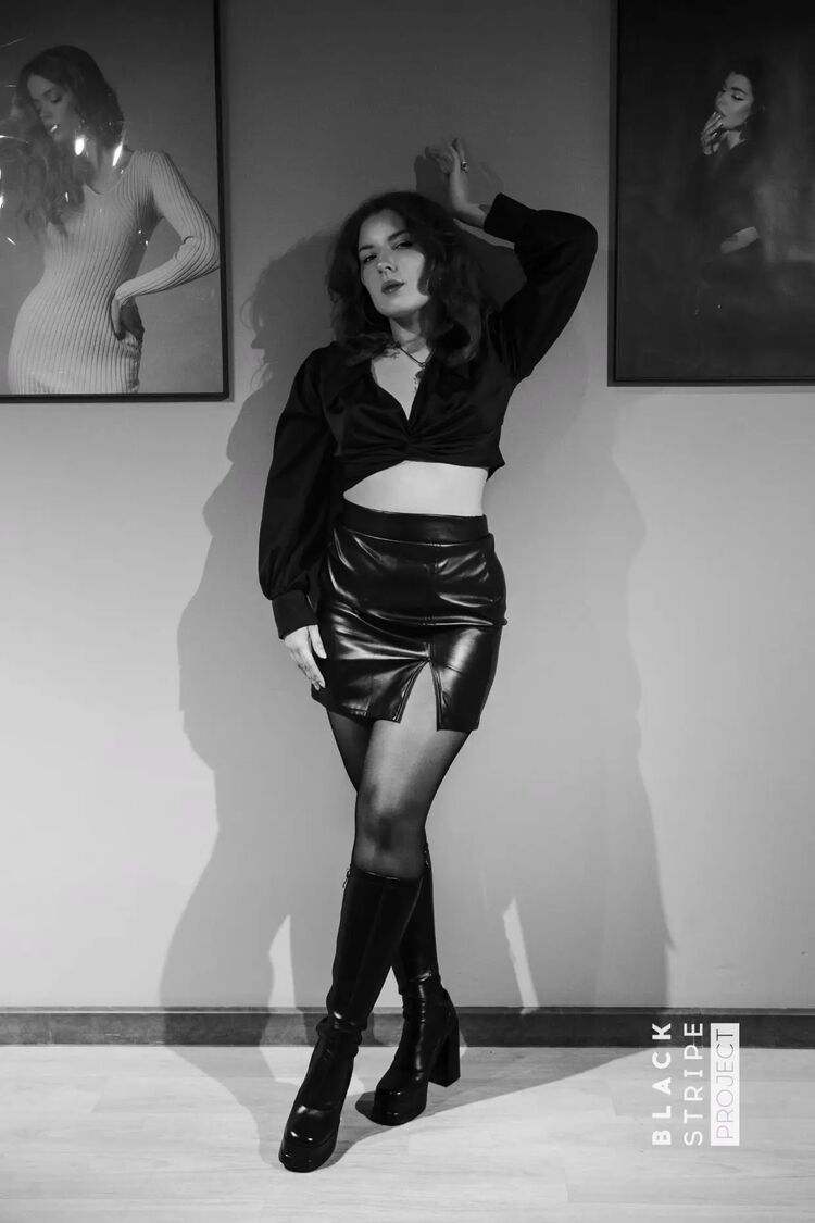  51934594  , 25 ,    --