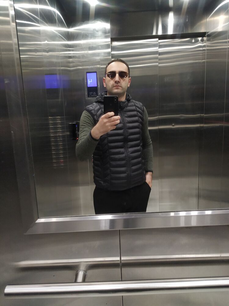  ,   Giivi, 33 ,   ,   