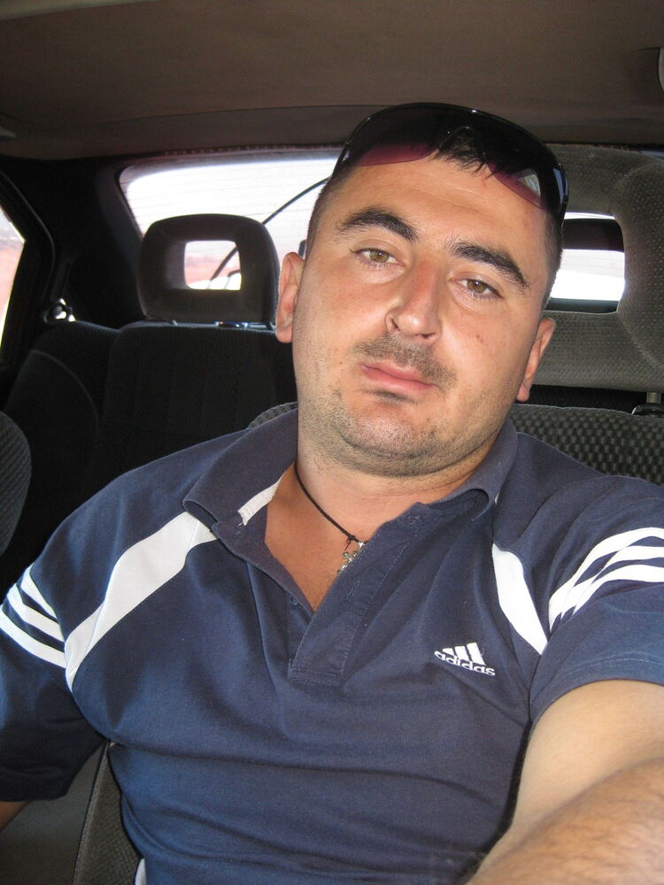  8091274  Valentin, 38 ,    