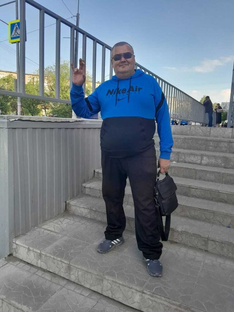  43677834  , 49 ,    