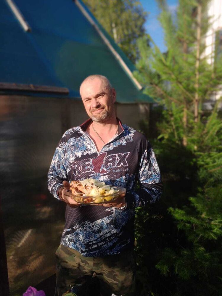  53276304  Vasily, 44 ,    