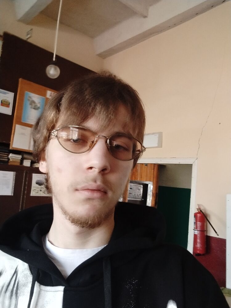  44683134  , 19 ,    