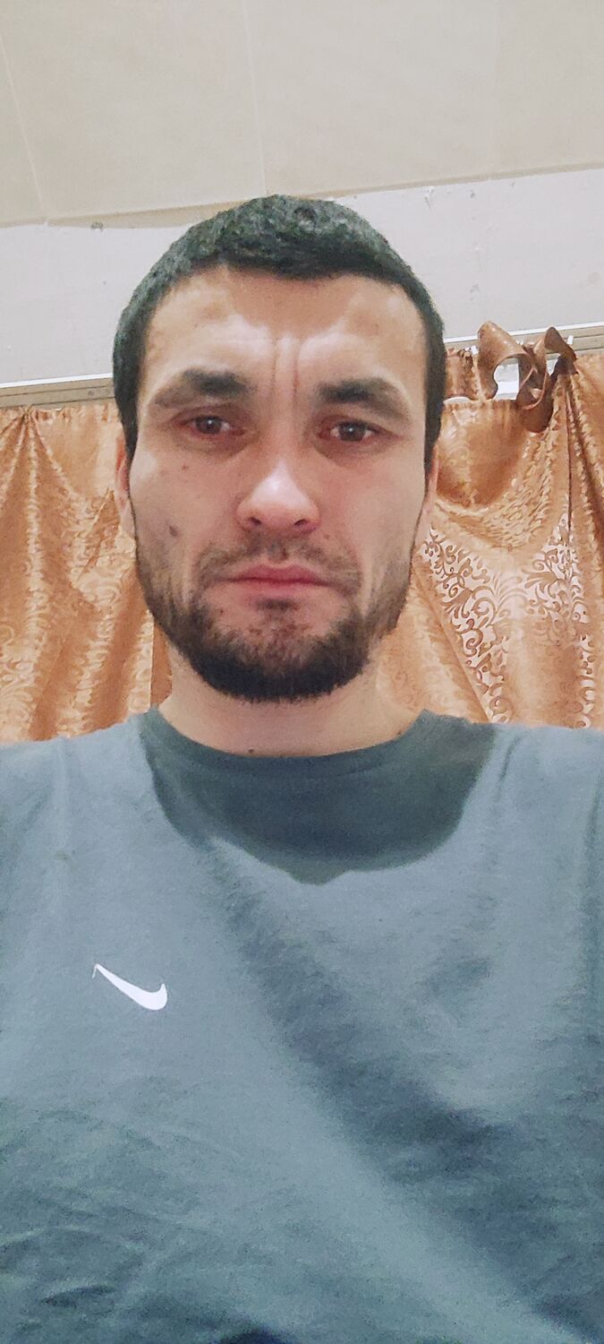  48198174  Maks, 30 ,    