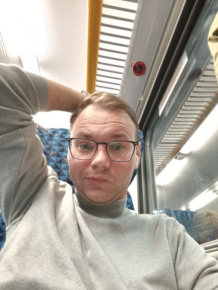  44811644  , 32 ,    