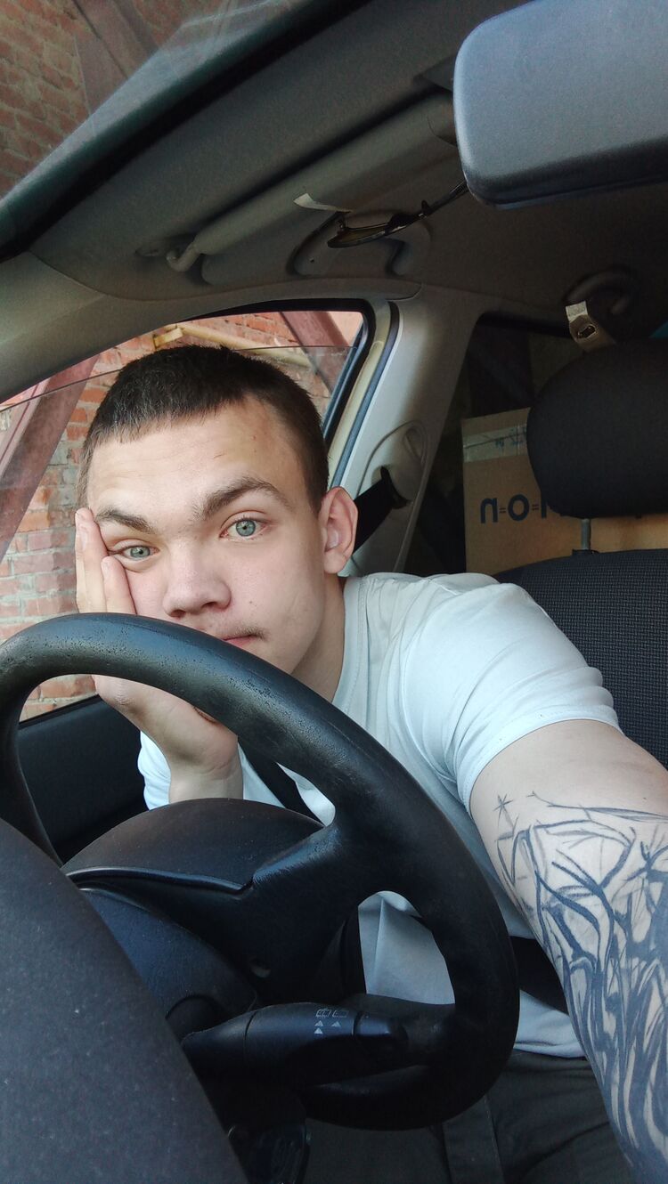  26744204  Alexey, 24 ,    