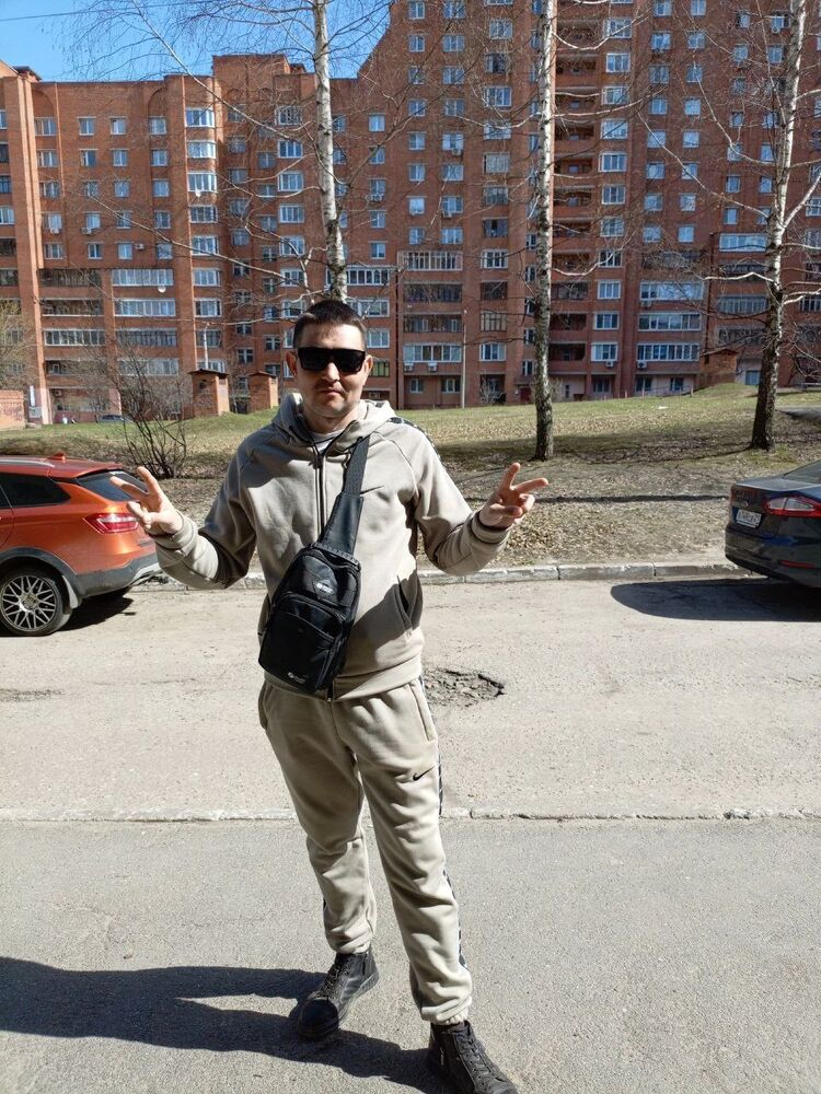  47426484  ˸, 33 ,    