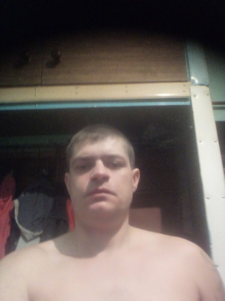  22088684  Slava, 40 ,    