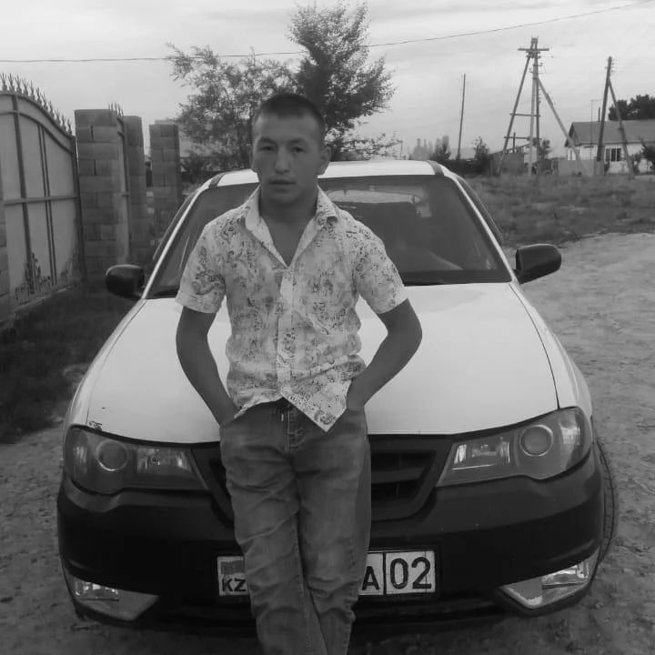 ���� 25717084 ������� �����, 28 ���, ���� ���������� � ������