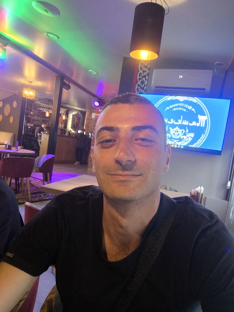  52874414  , 27 ,    