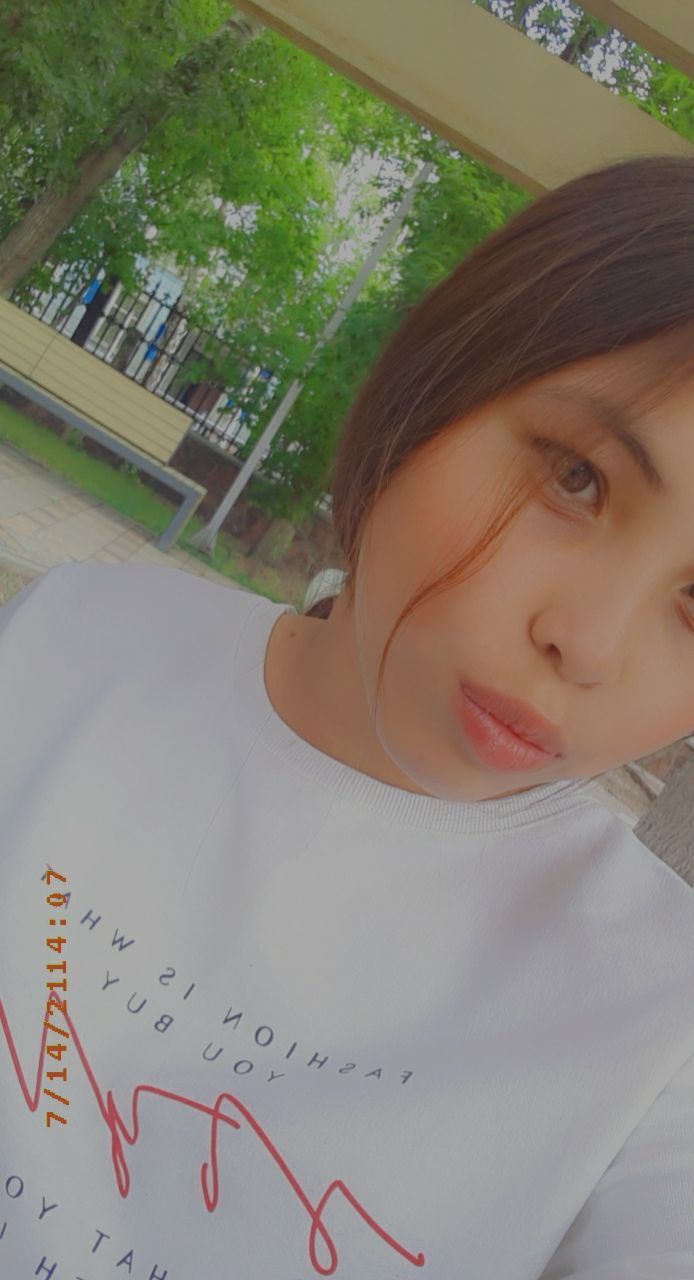  23647744  Nayla, 22 ,    